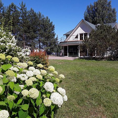 Willipu Guesthouse Alatskivi Exterior photo
